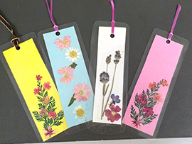 ミニ押し花の小物作り