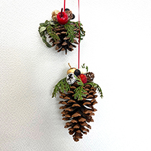 ドライフラワーと木の実でオーナメントを作ろう