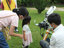 黒点あるかな?安全な太陽の観察に挑戦!