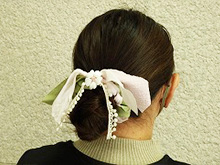 桜染めの体験とシュシュを作ろう